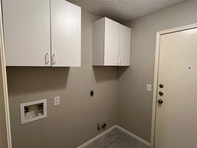 Building Photo - 187 Sandpebble Dr