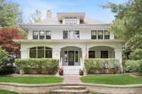 Building Photo - 404 Brown St
