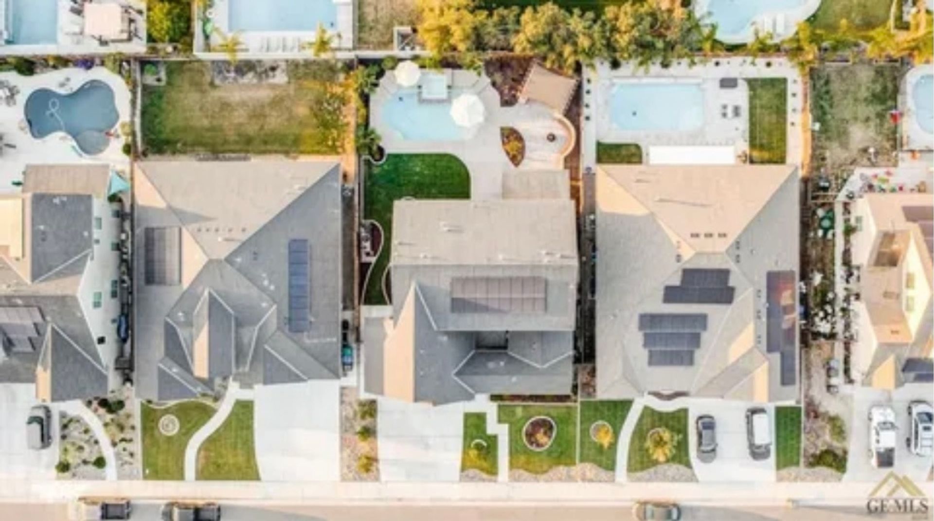 Building Photo - 14728 Plumeria Ct