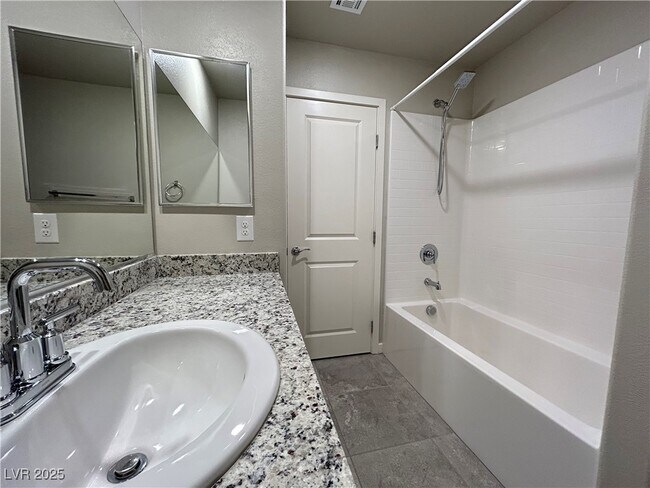 Building Photo - 10228 Crimson Mdw Ave