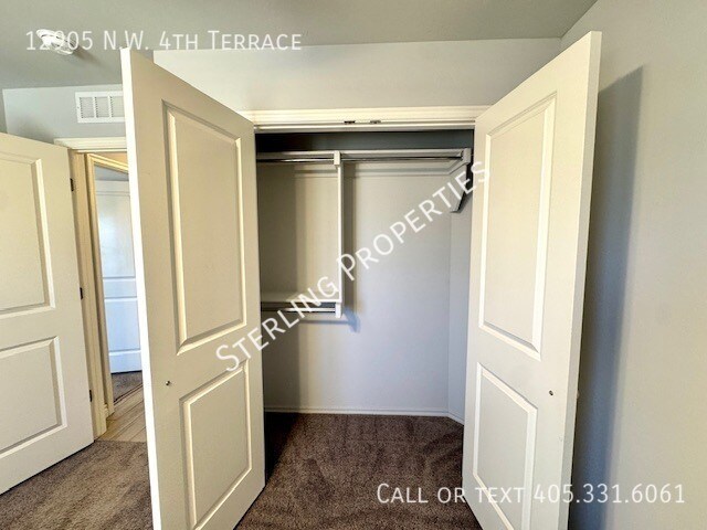 Building Photo - 12905 NW 4th Terrace