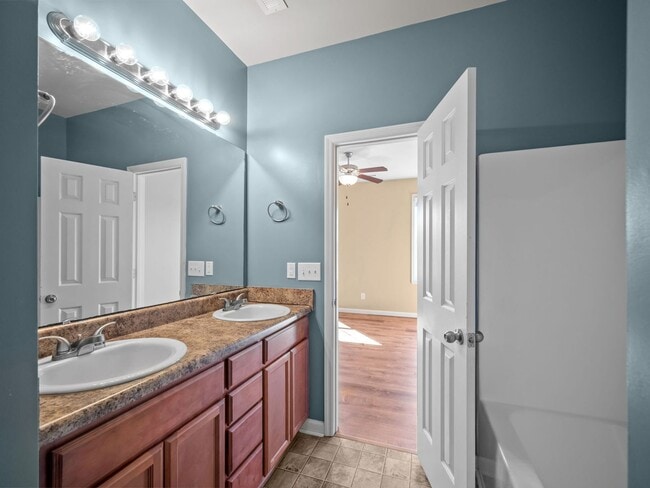 Building Photo - Welcome to Carolina Forest!