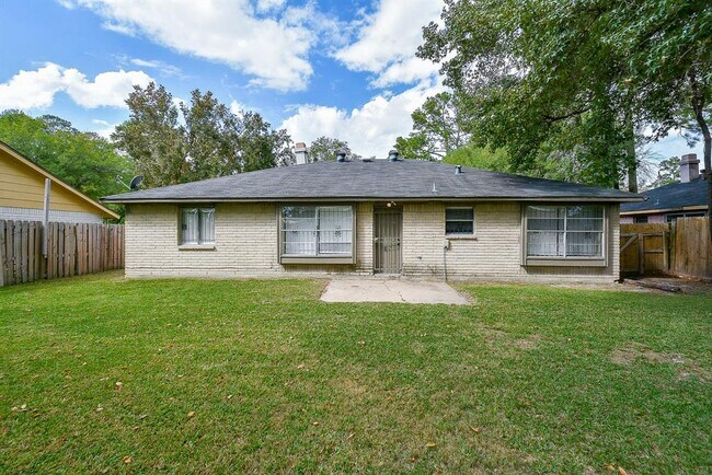 Building Photo - 15222 Morning Dove Dr