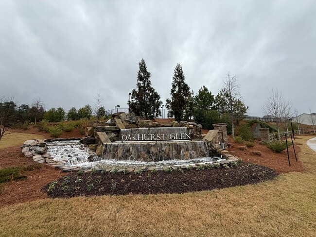 Building Photo - Beautiful and Spacious 5BR 4.5BA Home w/ Full Appliance Kitchen • Garage in Fairburn