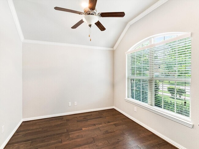 Building Photo - 16609 Spence Park Ln