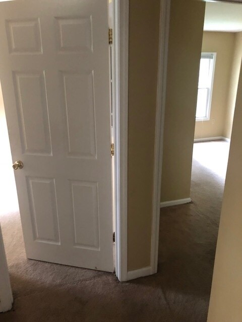 Building Photo - 922 12th St