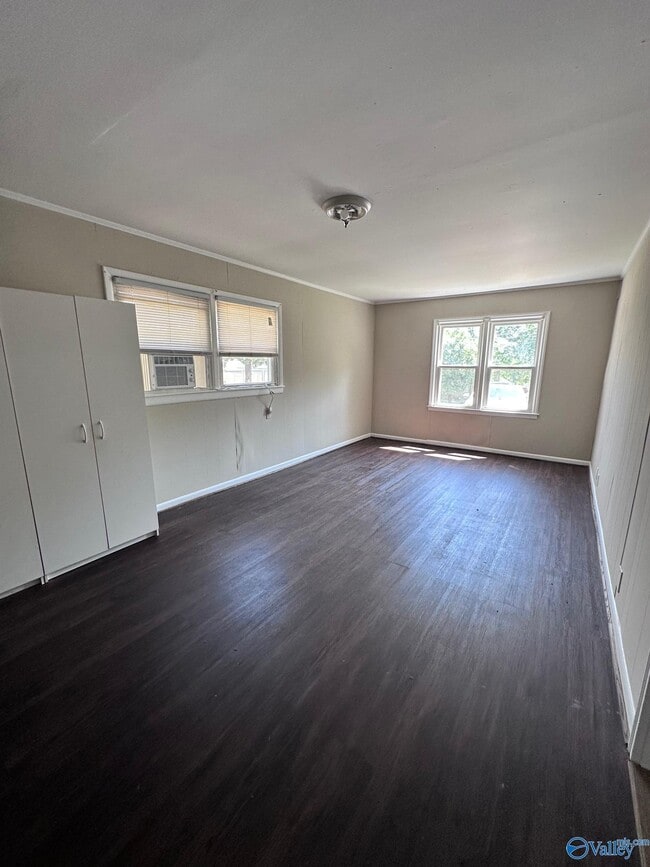 Building Photo - 2502 Hill St NW