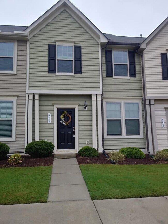Primary Photo - 4441 Middletown Dr