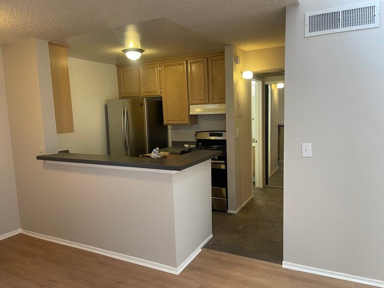 Building Photo - 18645 Hatteras St