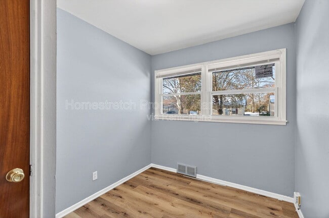 Building Photo - 224 Presley Rd