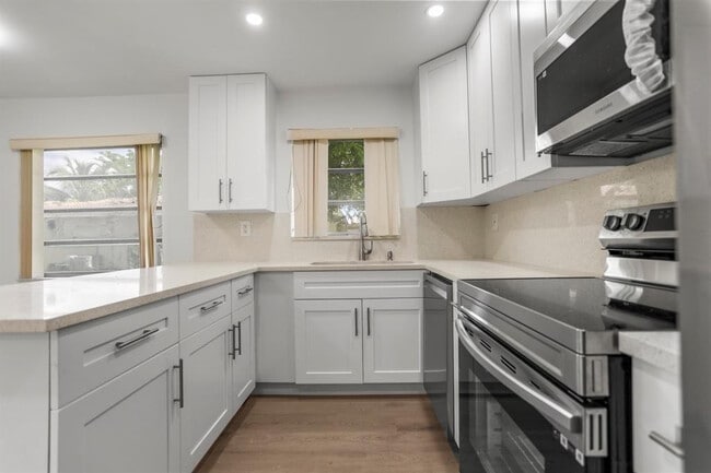 Building Photo - 8291 NW 39th St