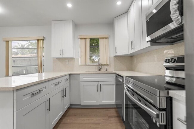 Building Photo - 8291 St