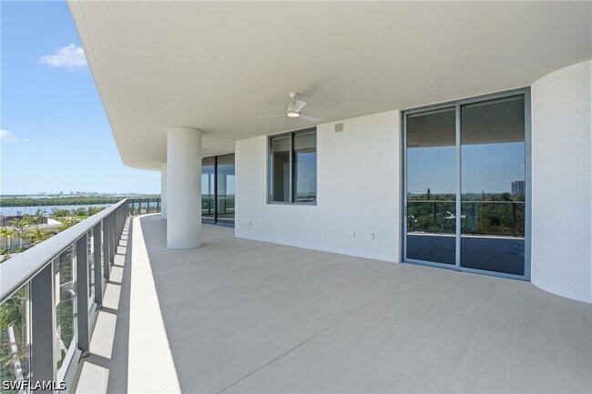 Building Photo - 5100 Seagrass Blvd