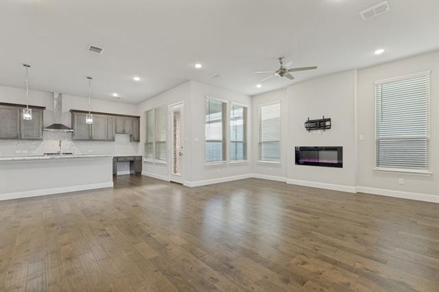 Building Photo - 13173 Cooper River Trl
