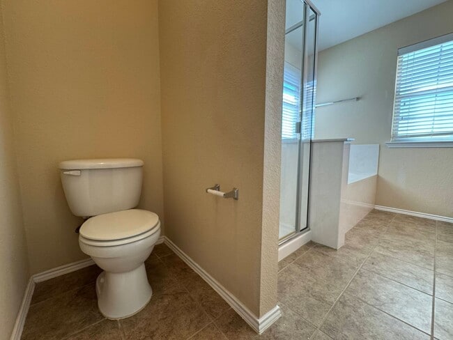 Building Photo - 107 W Gemini Ln