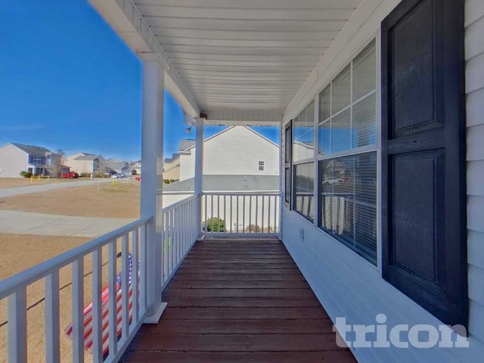 Building Photo - 131 Mews Ct