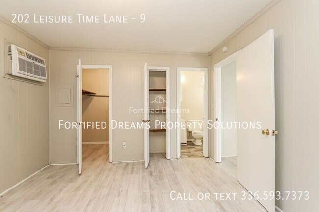 Building Photo - 202 Leisure Time Ln