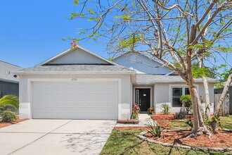 Building Photo - 12724 Lake Vista Dr