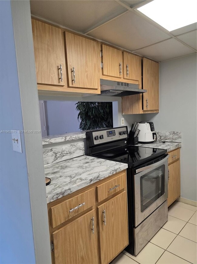 Building Photo - 5825 Washington St