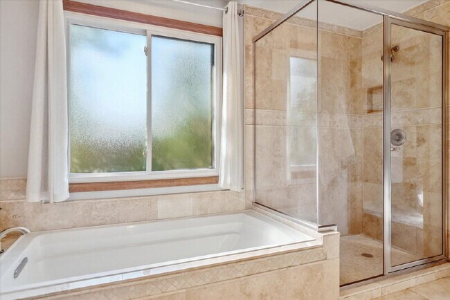 Building Photo - 8056 S Krameria Way