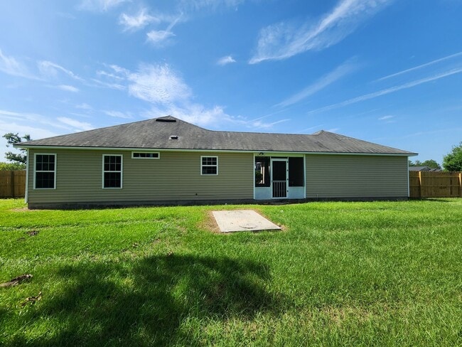 Building Photo - 70 Mill Pond Pl