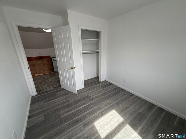 Building Photo - 78 Francis St