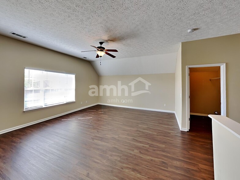 Building Photo - 106 Brant Ln