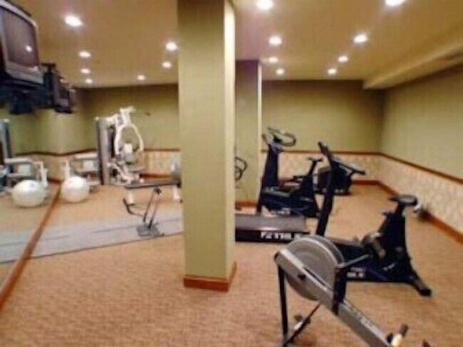 Building Photo - Available now! Solitude Luxury 1 bed / 1 bath Condo! Fully furnished!