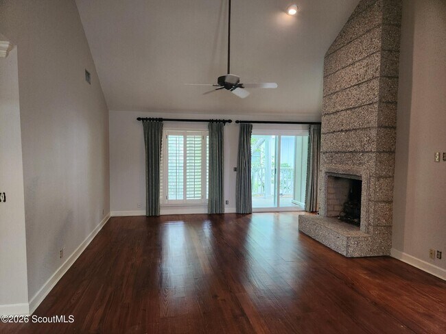 Building Photo - 103 Mews Cir