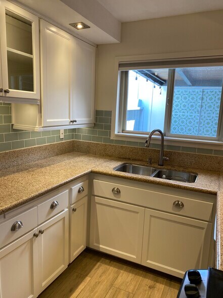 Building Photo - 5397 Balboa Ave