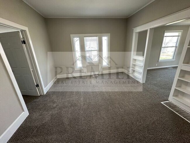 Building Photo - 184 W North St