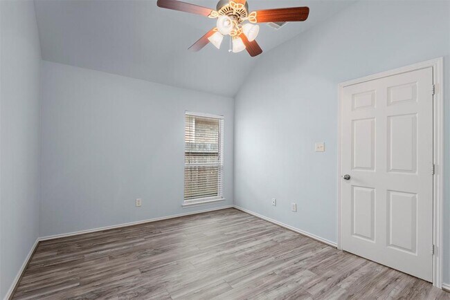 Building Photo - 28223 Sweet Oak Ln