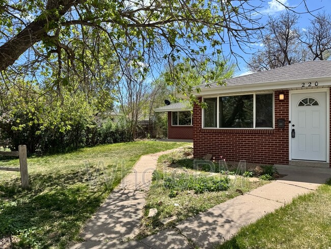 Building Photo - 220 W Layton Ave
