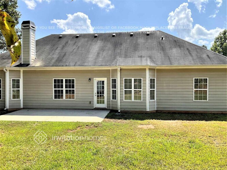 Building Photo - 8210 Mossybrook Ln