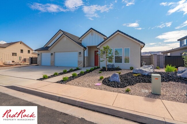 Building Photo - Beautiful 4-Bedroom 2.5 Bath with a 3 Car ...
