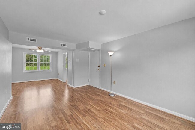 Building Photo - 1803 Belle View Blvd