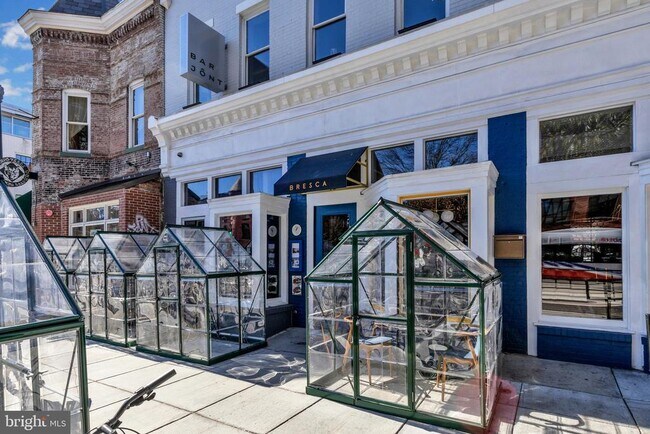 Building Photo - 1451 Belmont St NW