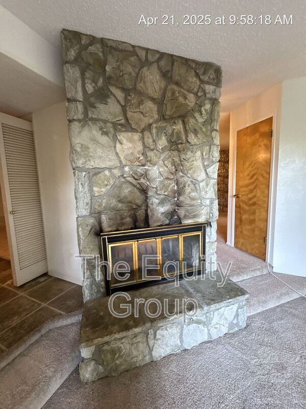 Building Photo - 5342 Avenue 280