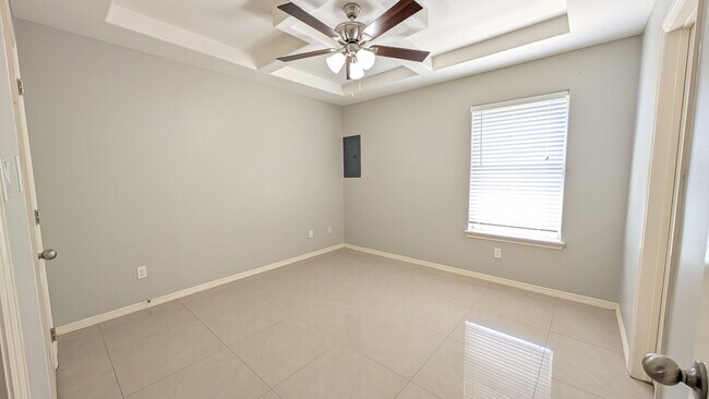 Building Photo - 418 Arroyo Vista Ct