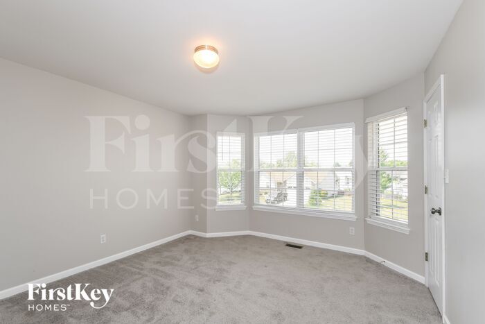 Building Photo - 106 Stewart Springs Dr