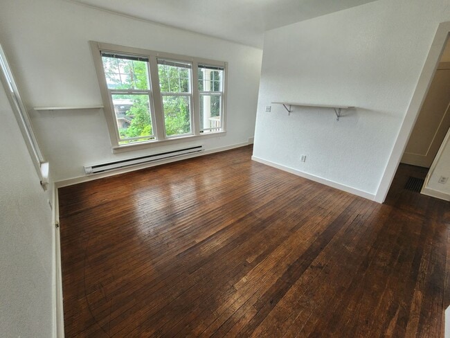 Building Photo - 4755 22nd Ave NE