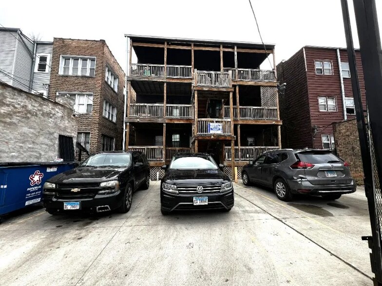 Building Photo - 7918 S Rhodes Ave