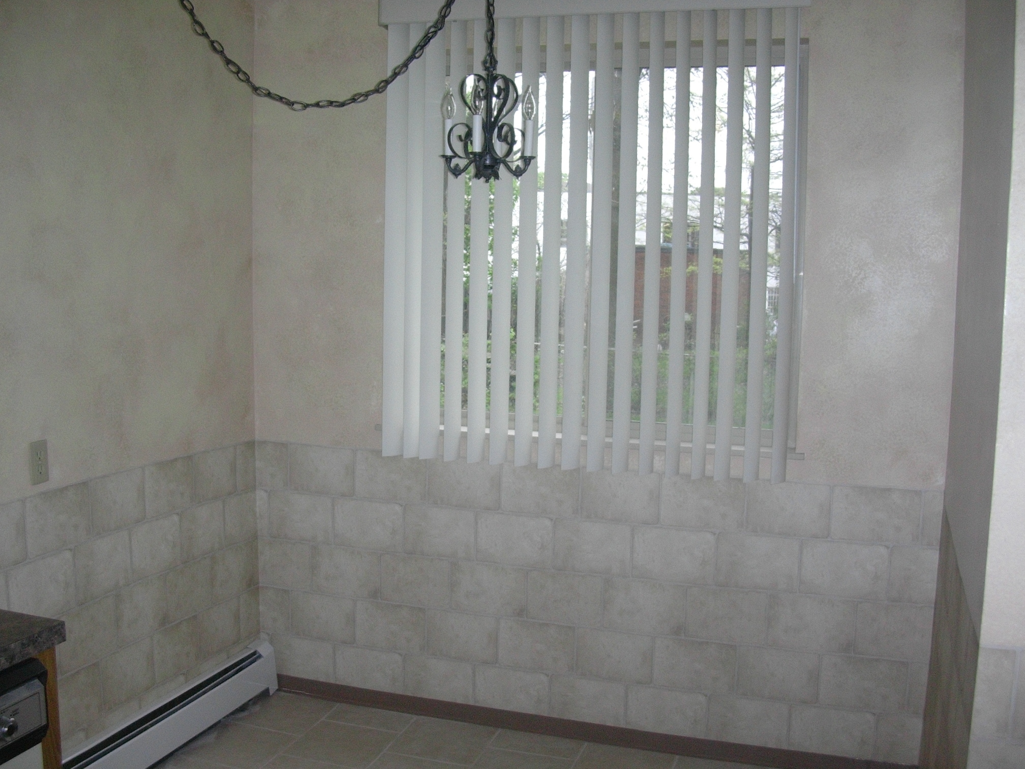 Building Photo - 749 S Millvale Ave