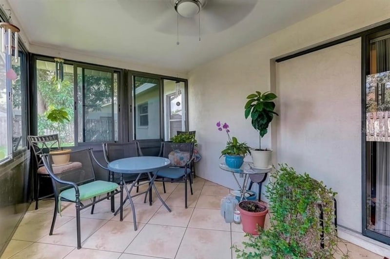 Building Photo - 2462 Briar Oak Cir