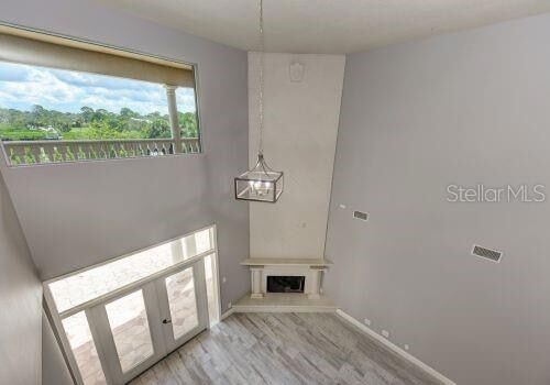 Building Photo - 1648 Bayshore Dr