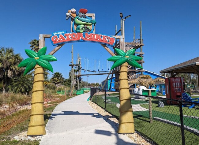 Building Photo - 533 SE 21st Ave