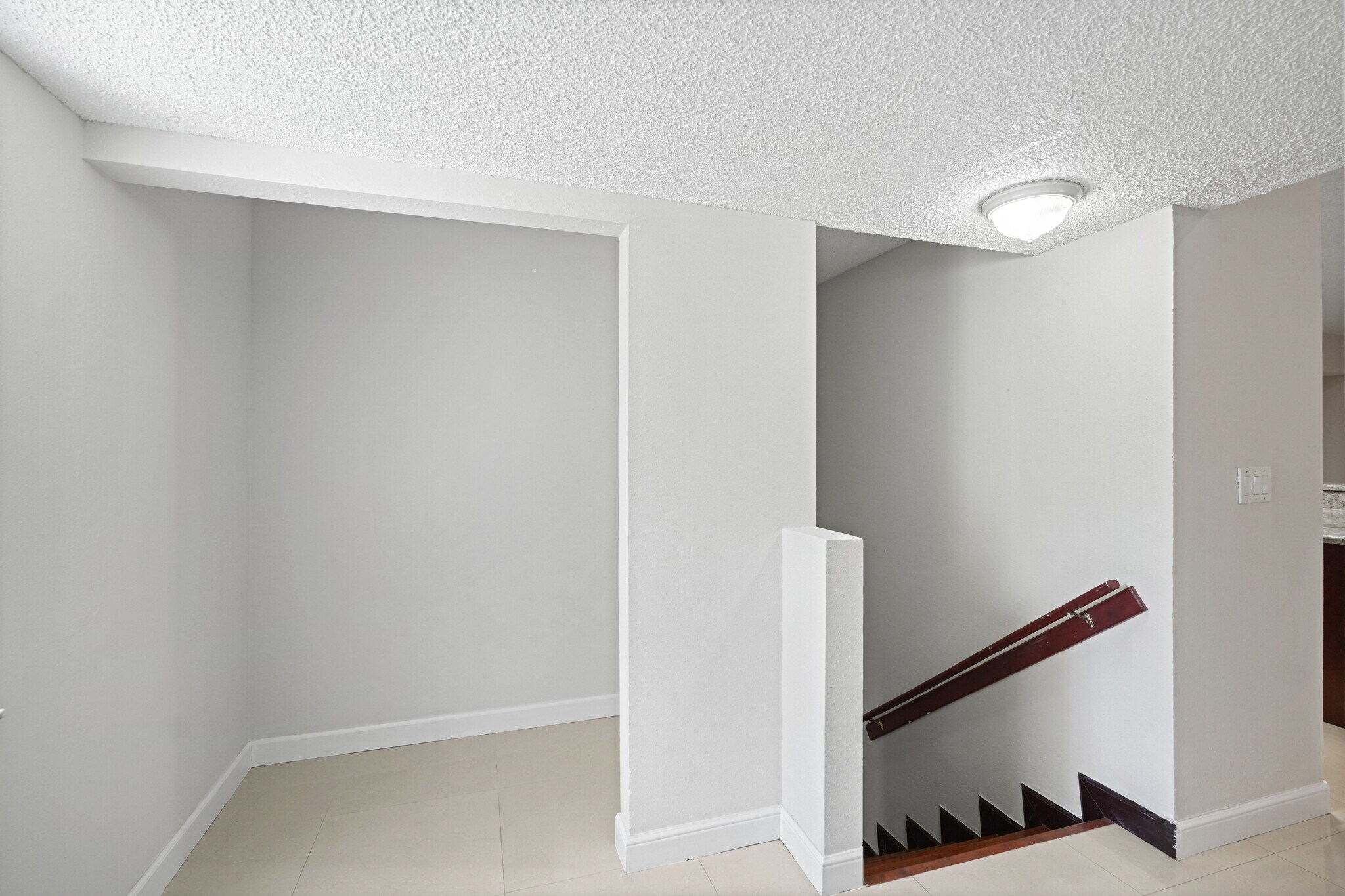 Building Photo - 7640 Westwood Dr