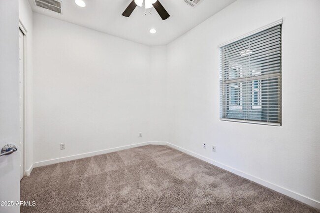 Building Photo - 3239 N 197th Ln