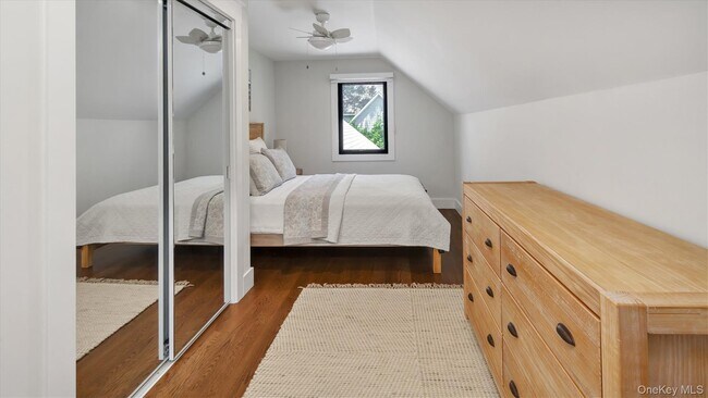 Building Photo - 99 Beach Rd