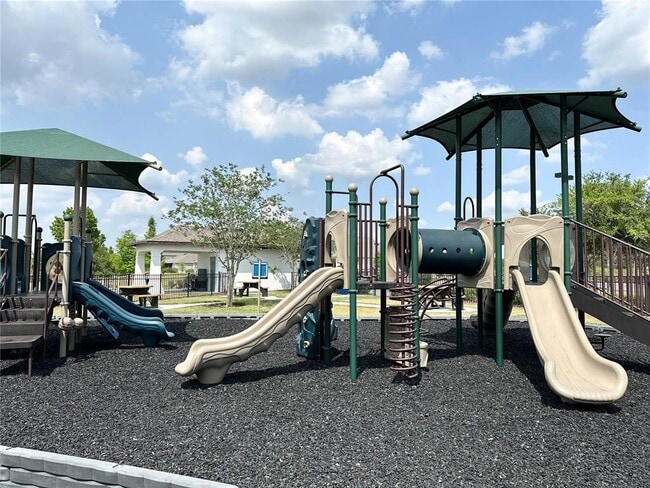 Building Photo - 6268 Great Bear Dr